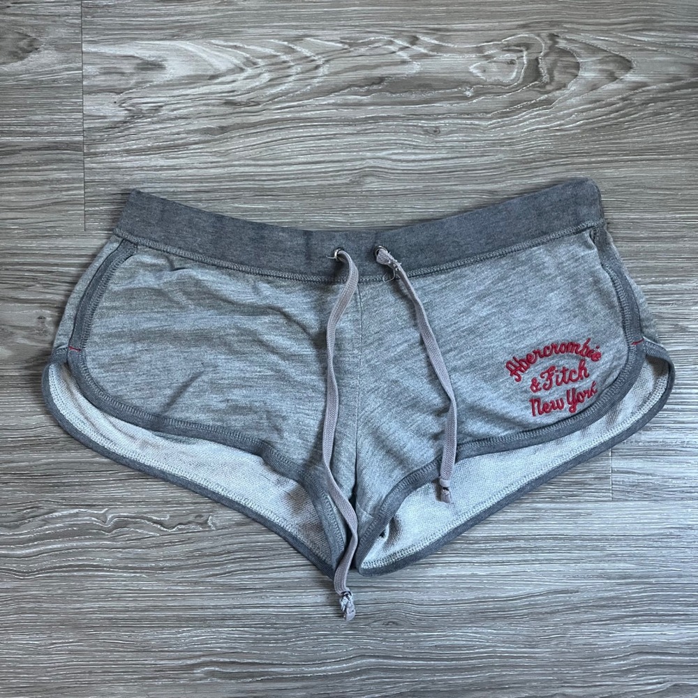Abercrombie & Fitch Gray Dolphin Lounge Mini Booty Shorts Moose Logo Medium